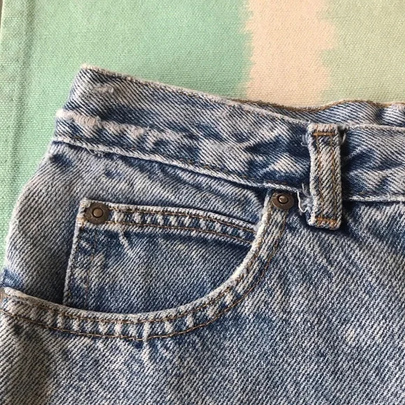 Vintage Sasson High Rise Well Worn Distressed Acid Wash Jeans Size 7 USA Made - Picture 3 of 14